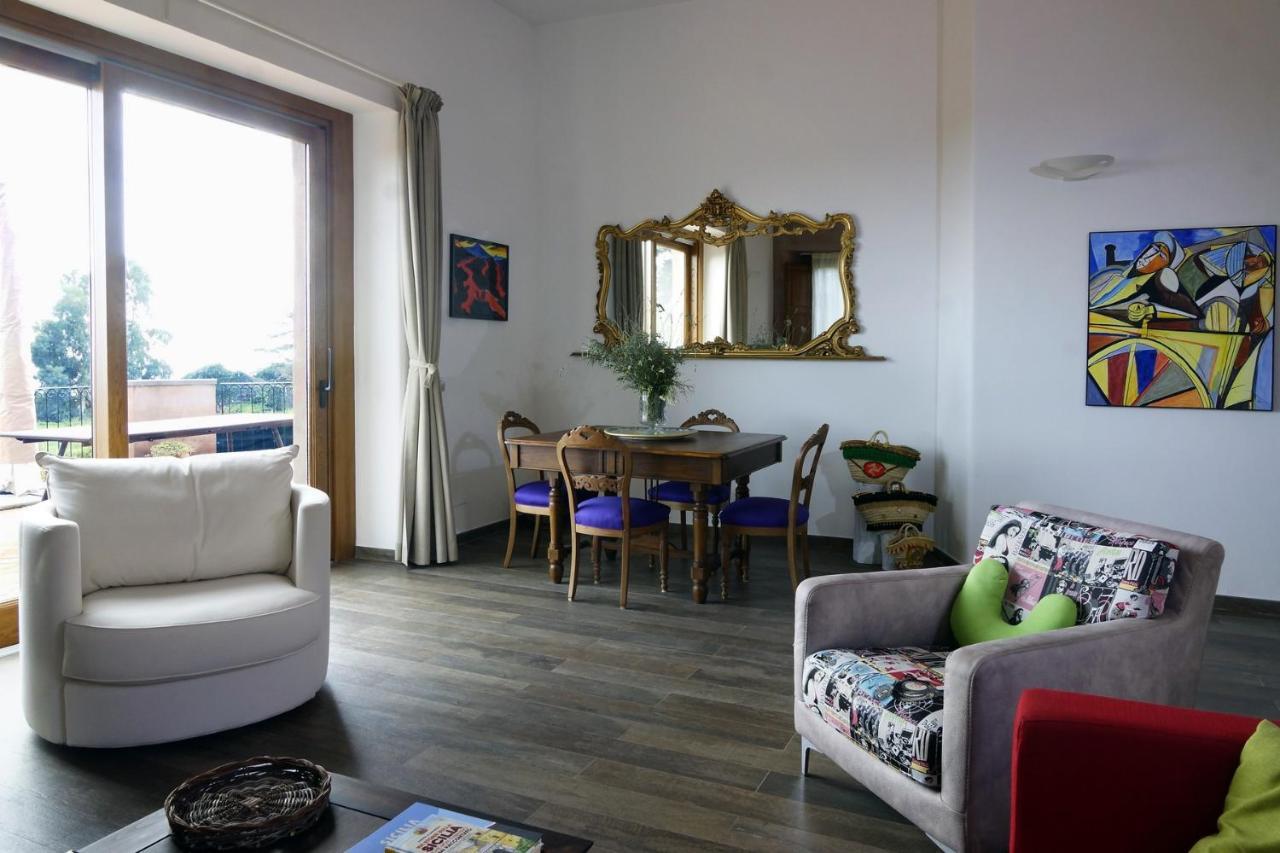 La Corte Di Bafe B&B "Slow Life" ザッフェラーナ・エトネーア エクステリア 写真